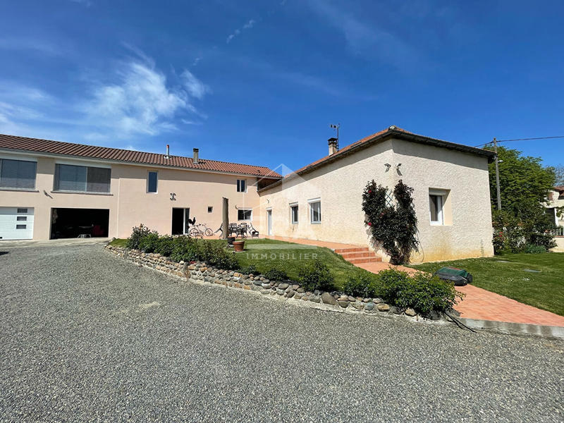 Maison - 184 m² - 6 pièces