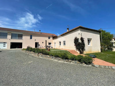 Maison - 184 m² - 6 pièces