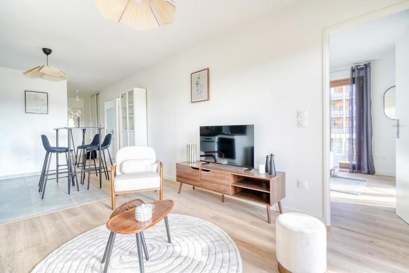 Chambre - 9 m² - 1 pièce