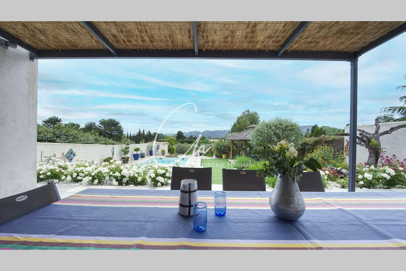 Maison - 204 m² - 5 pièces