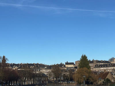 Maison - 225 m² - 6 pièces