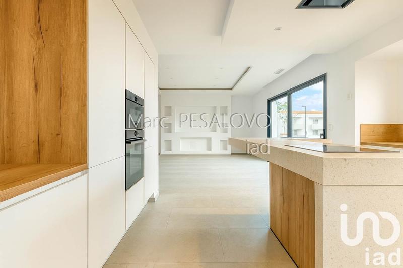 Maison - 99 m² - 4 pièces