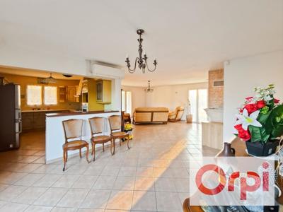 Maison - 108 m² - 4 pièces