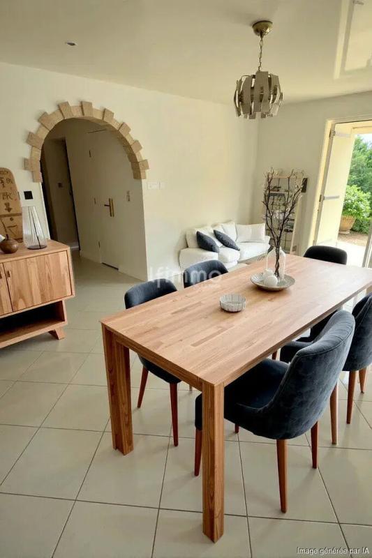 Maison - 65 m² - 4 pièces