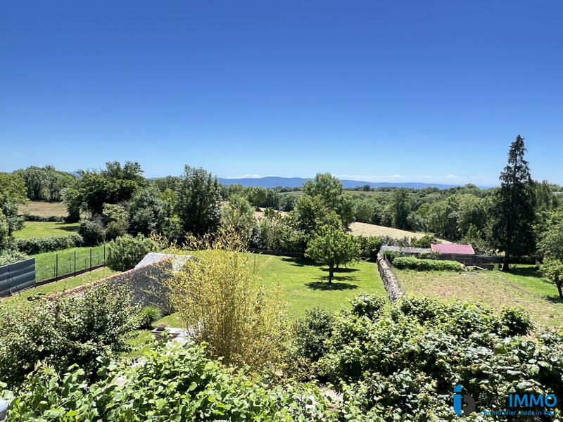 Maison ancienne - 181 m² - 8 pièces