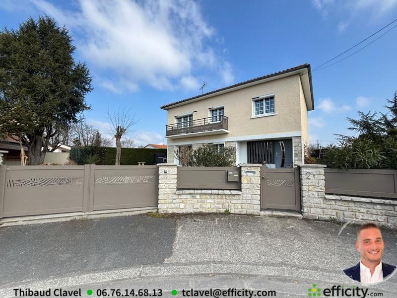 Pavillon - 133 m² - 7 pièces