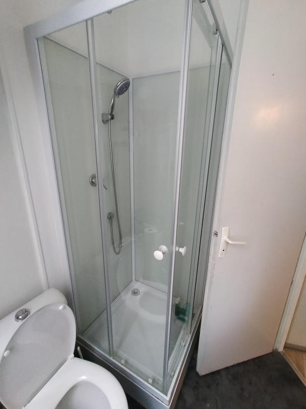 Immeuble - 94 m² - 5 pièces