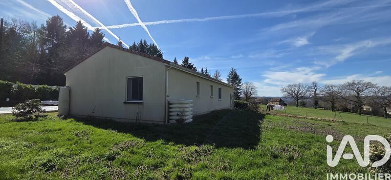 Maison - 92 m² - 4 pièces