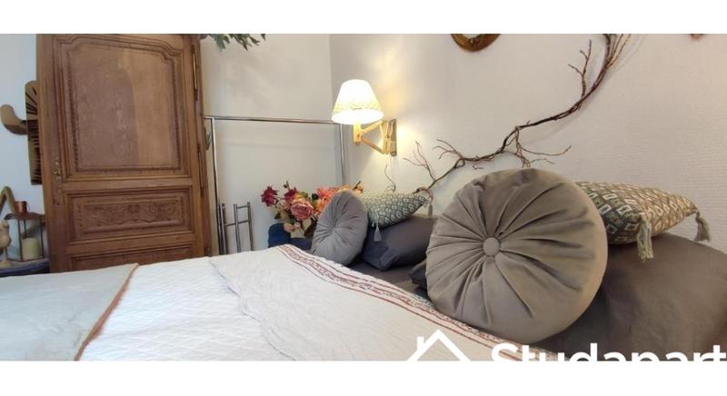 Chambre - 9 m² - 1 pièce