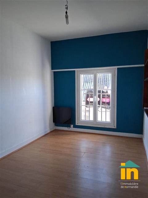 Maison de ville - 69 m² - 4 pièces