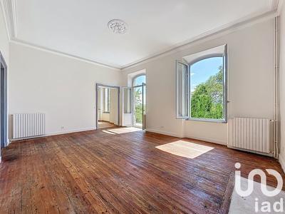 Maison - 283 m² - 10 pièces