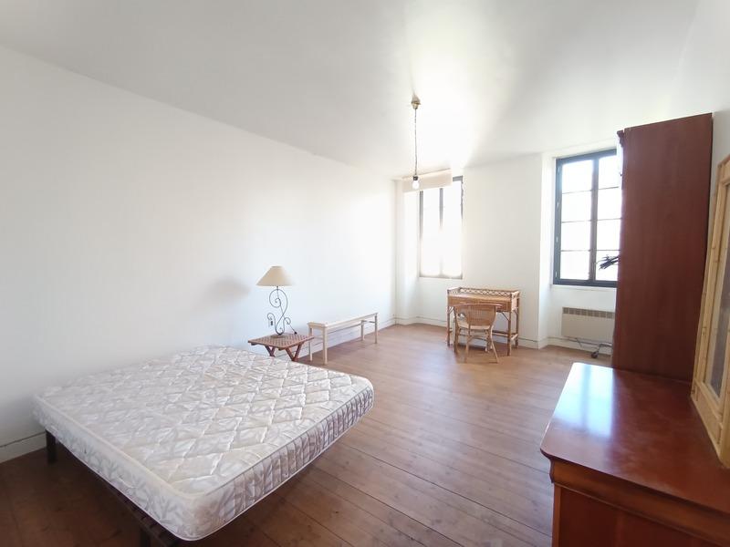 Local commercial - 347 m² - 4 pièces