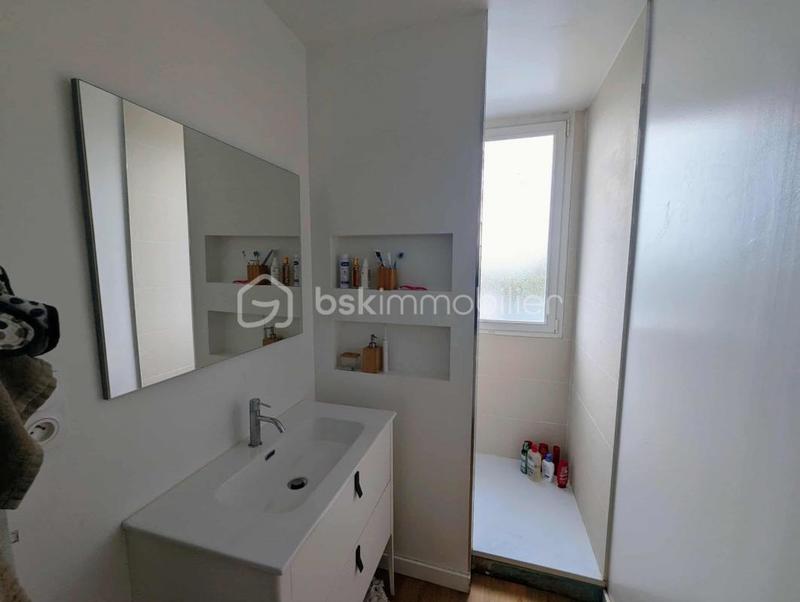 Maison - 189 m² - 8 pièces