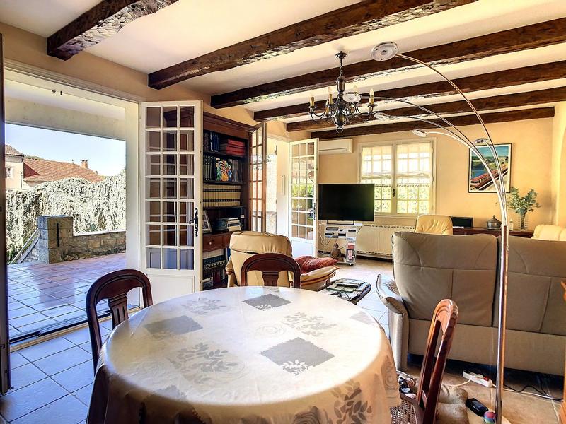 Maison - 185 m² - 5 pièces