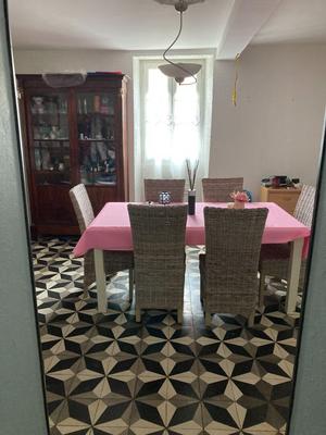 Maison - 200 m² - 6 pièces