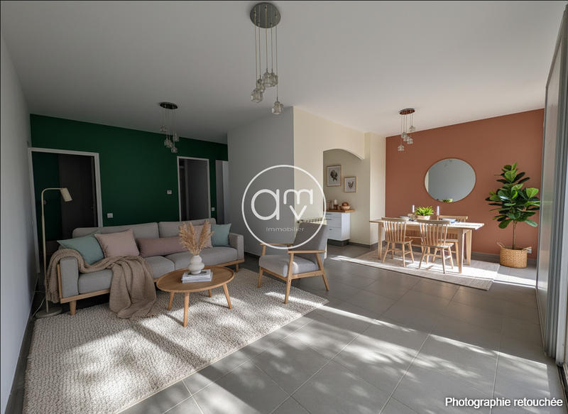 Appartement - 90 m² - 3 pièces