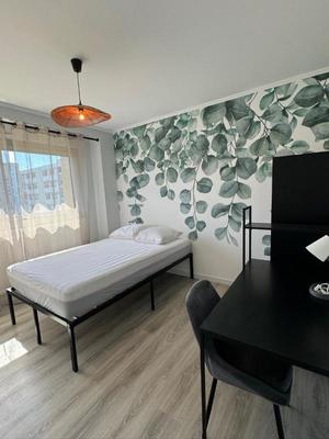 Appartement - 99 m² - 7 pièces