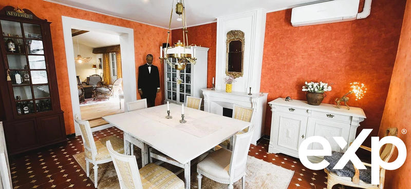 Maison traditionnelle - 177 m² - 7 pièces