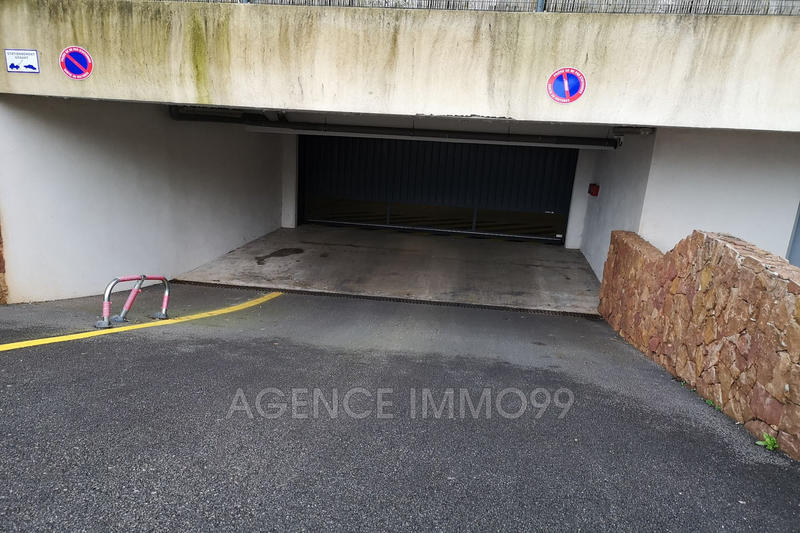 Parking / Garage - 15 m²