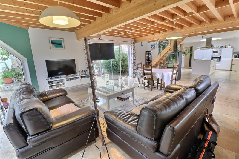 Maison ancienne - 225 m² - 7 pièces