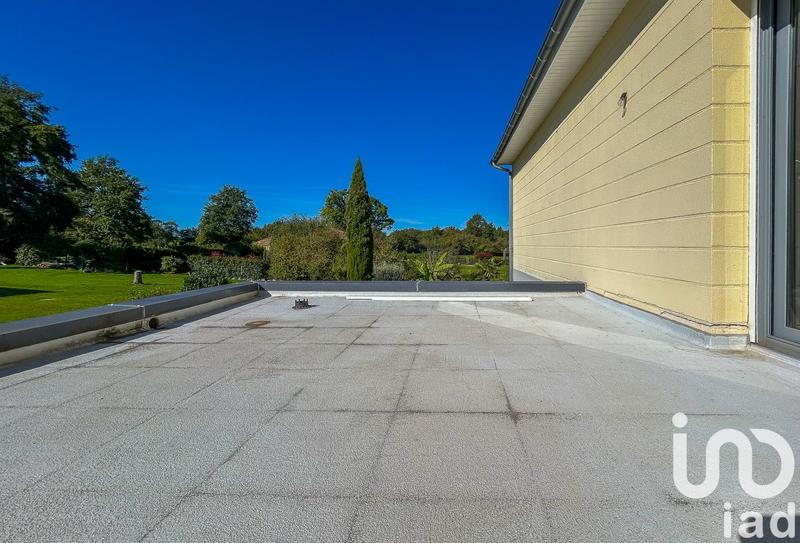 Maison - 194 m² - 7 pièces