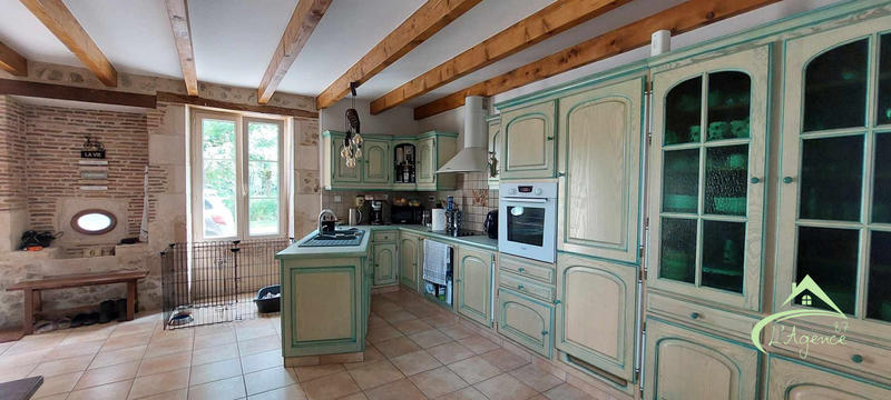 Maison traditionnelle - 105 m² - 5 pièces