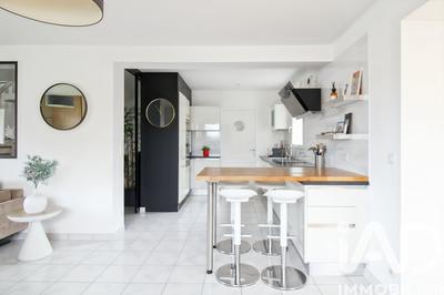 Maison - 145 m² - 6 pièces