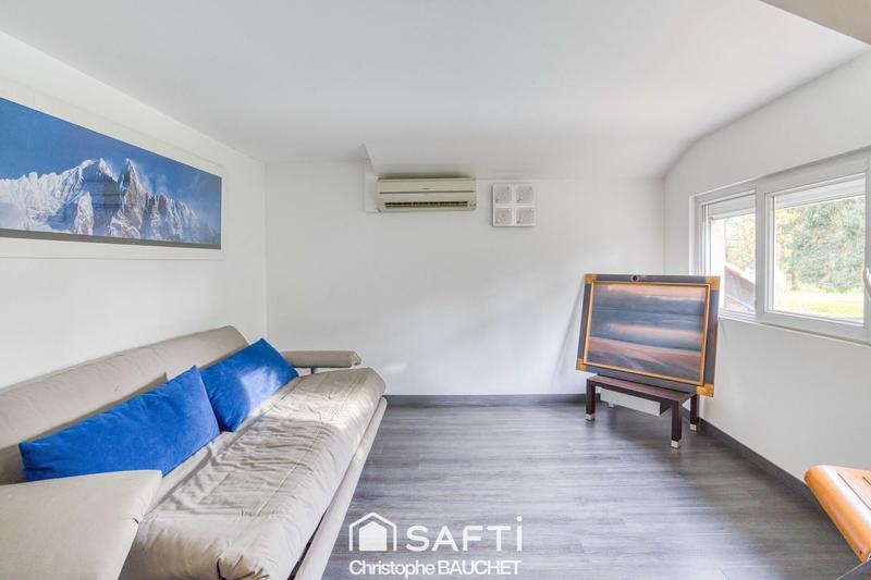 Maison - 213 m² - 6 pièces