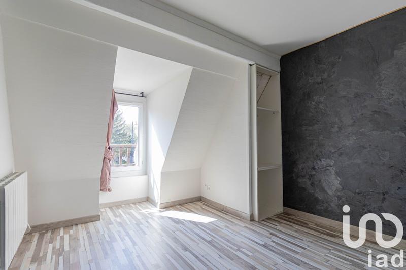 Maison - 94 m² - 5 pièces