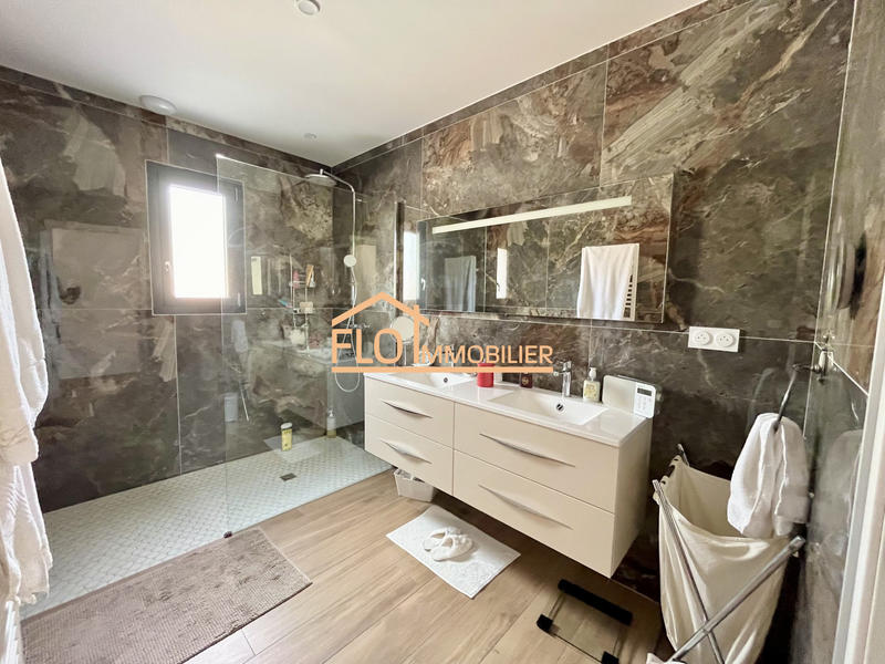 Villa - 144 m² - 5 pièces