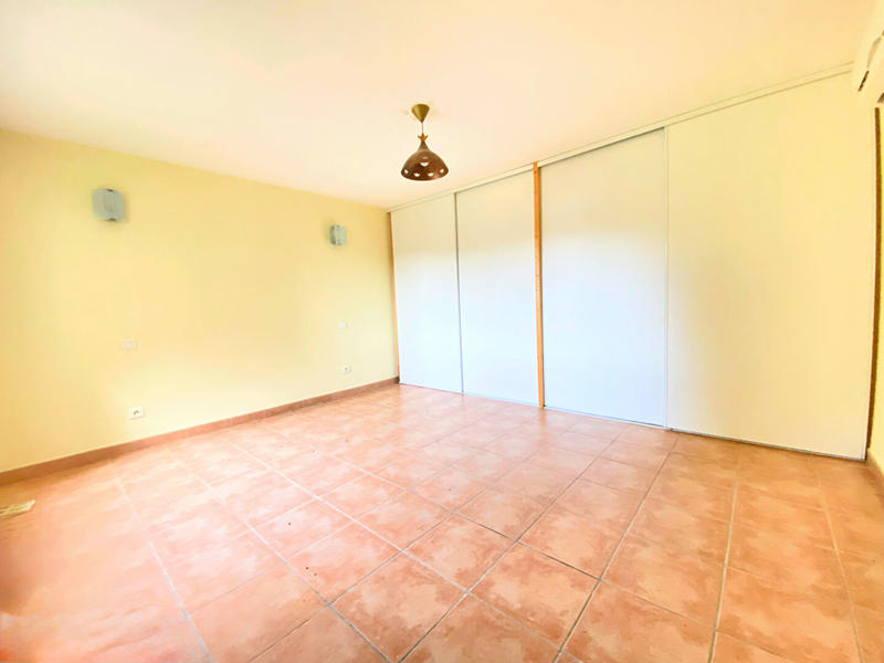 Maison - 194 m² - 8 pièces