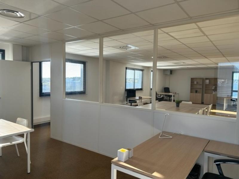 Bureau - 119 m² - 1 pièce