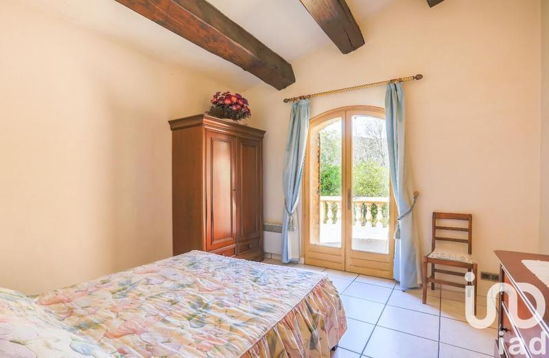 Maison - 497 m² - 15 pièces