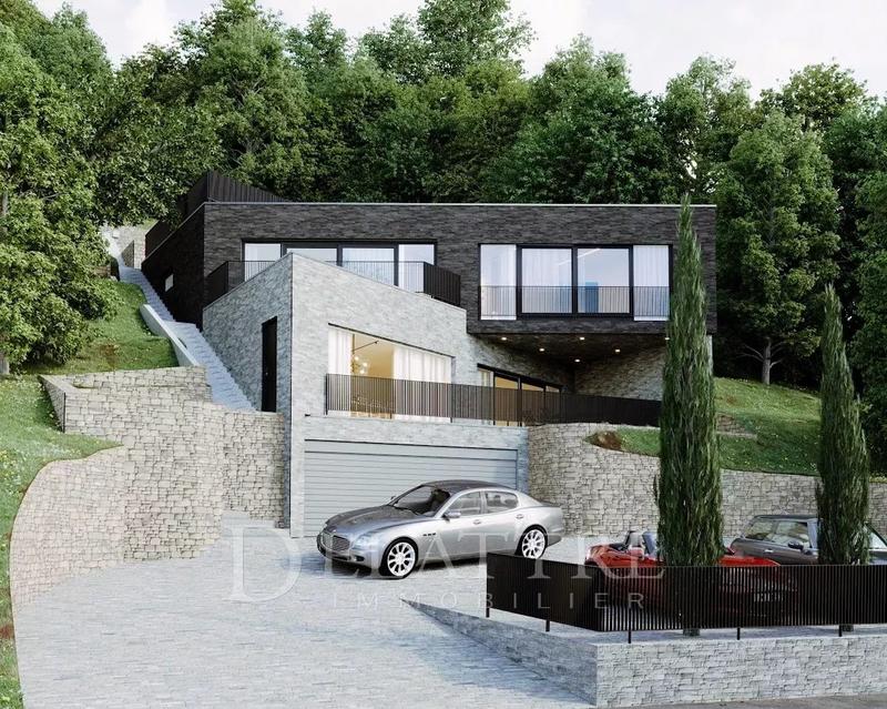 Propriété - 285 m² - 5 pièces