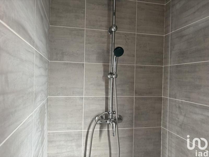 Local commercial - 143 m²