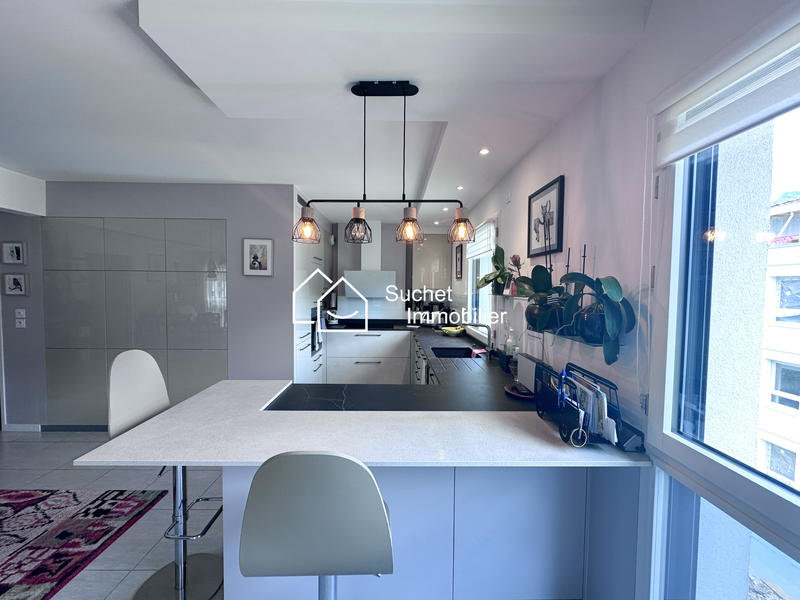 Appartement - 133 m² - 5 pièces