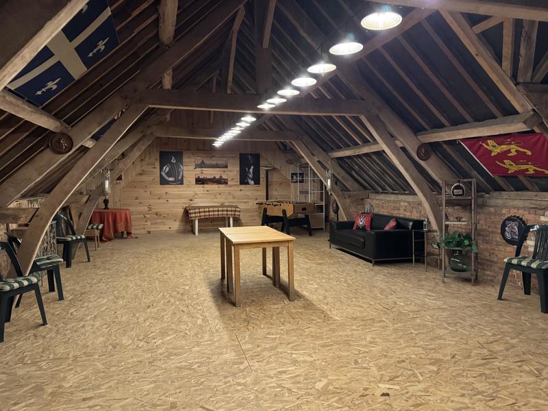 Maison ancienne - 240 m² - 7 pièces