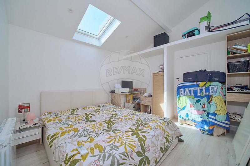 Maison - 180 m² - 6 pièces