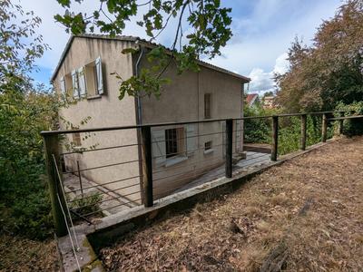 Maison - 130 m² - 7 pièces