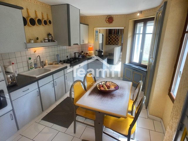 Maison - 161 m² - 5 pièces