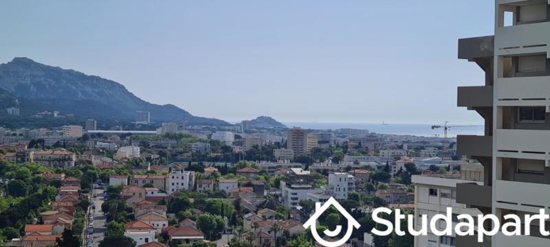 Chambre - 13 m² - 1 pièce