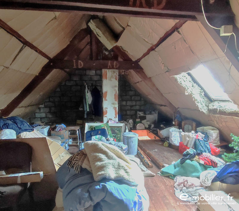 Maison - 87 m² - 6 pièces