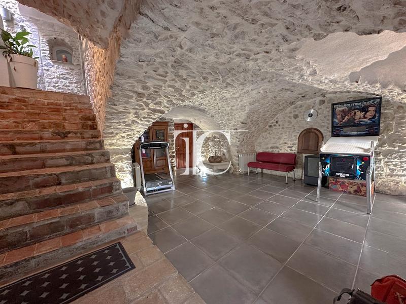 Maison de village - 183 m² - 5 pièces