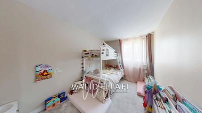 Appartement - 87 m² - 5 pièces