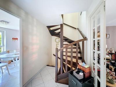 Maison - 124 m² - 5 pièces