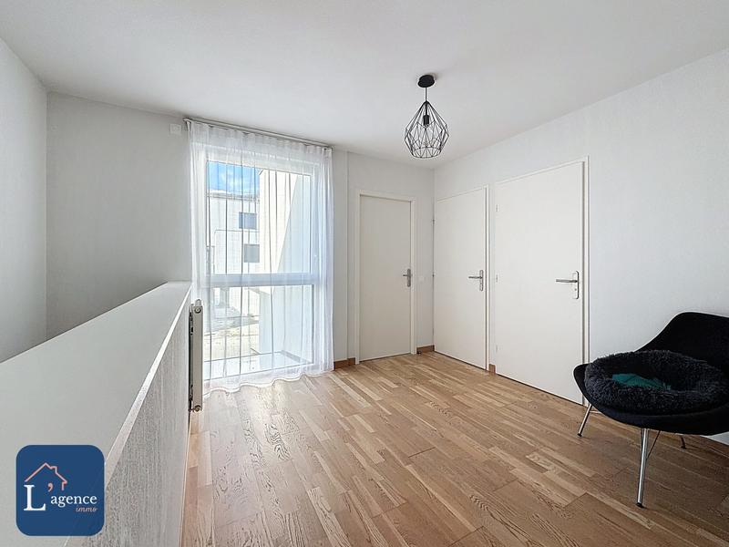 Maison - 94 m² - 4 pièces