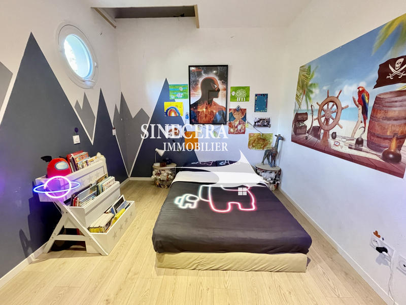 Propriété - 120 m² - 5 pièces