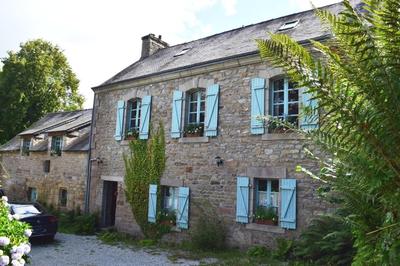 Maison - 251 m² - 10 pièces