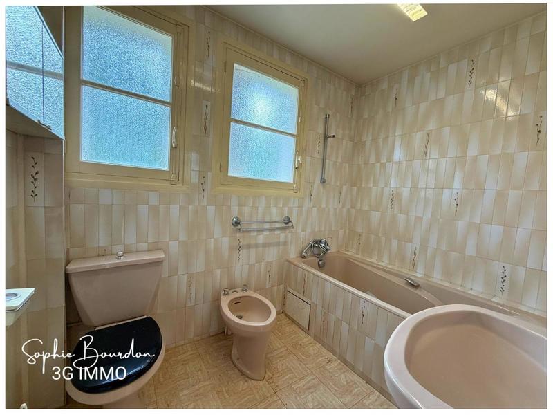 Maison - 159 m² - 6 pièces