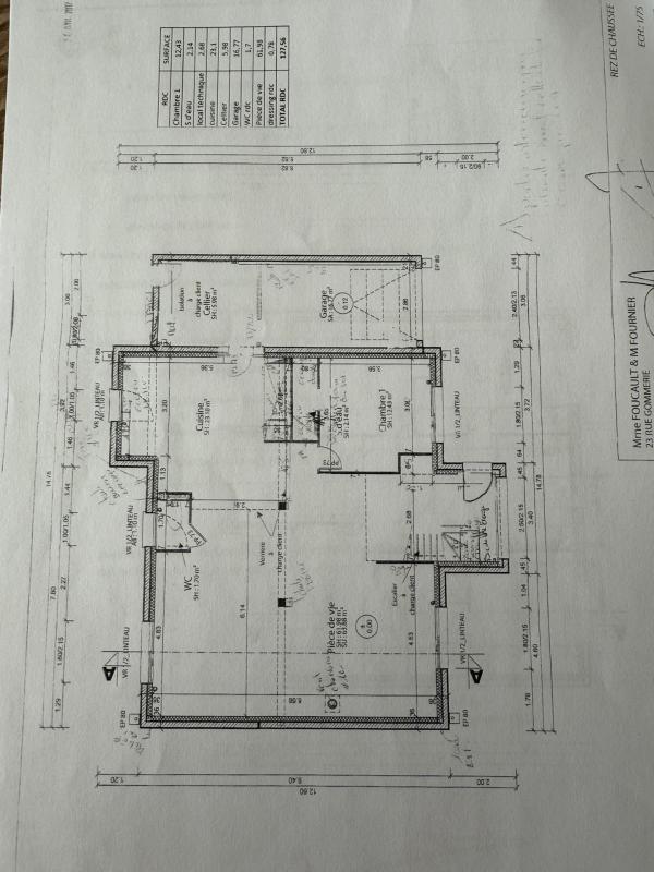 Pavillon - 194 m² - 7 pièces